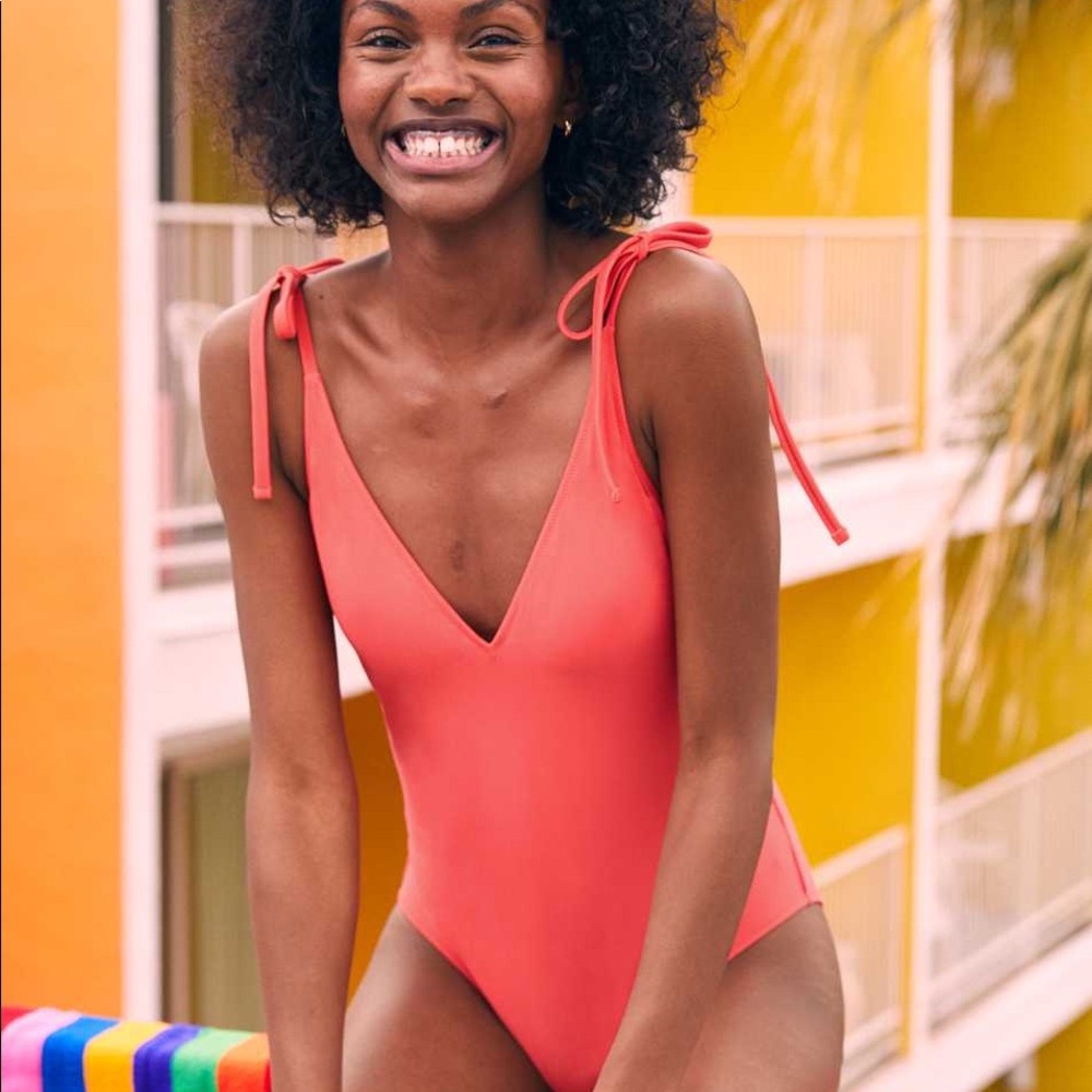 Aerie V One Piece Swim